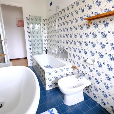 Brigitte By Portofinovacanze Apartament Rapallo